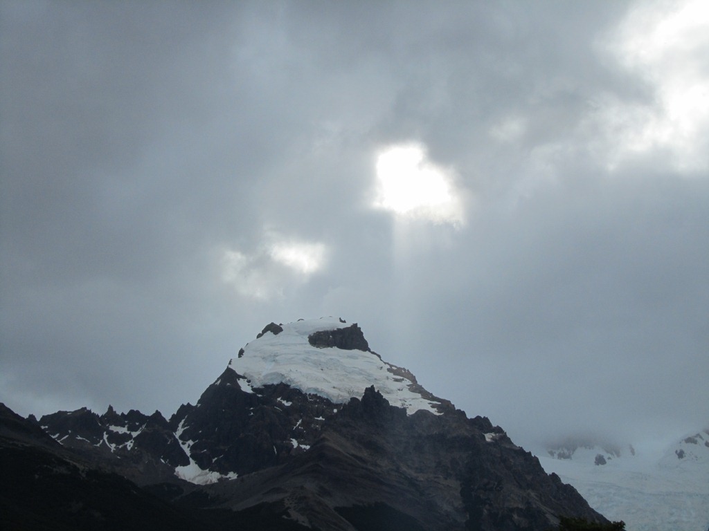 [2012_01_02-Cerro-Torre-trek---El-Cha%255B22%255D.jpg]