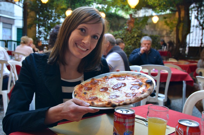 [Dinner%2520ashlyn%2520pizza%255B3%255D.jpg]