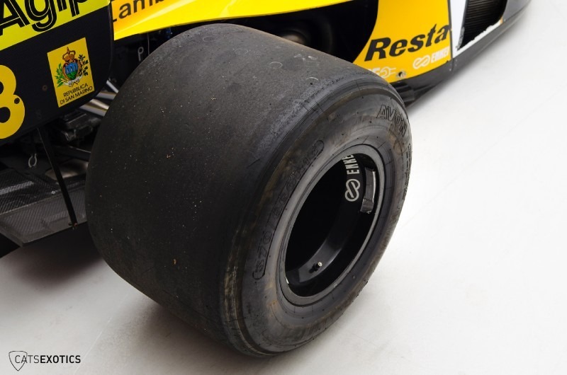 [1992-Minardi-F1-Racer-15%255B2%255D.jpg]