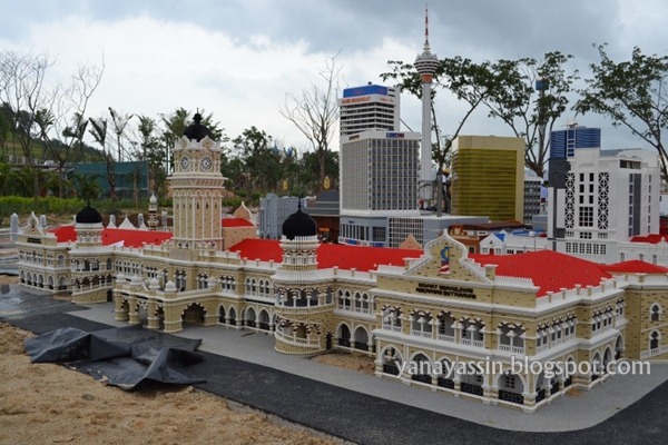 [Legoland-Malaysia056_DSC_390411.jpg]