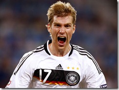 Mertesacker