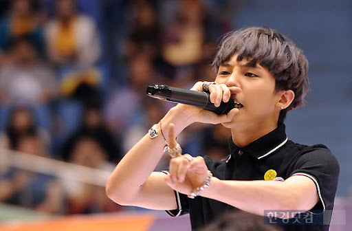 G-Dragon - Bean Pole Super Style Event - 03jul2011 - 17.jpg