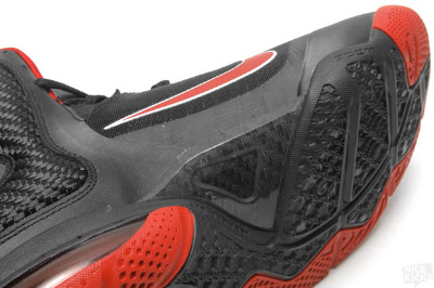 nike lebron 9 gr black white red 10 06 Releasing Now: Nike LeBron 9 Black & Red Miami Heat