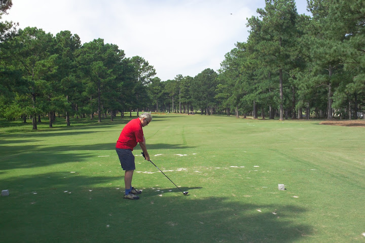 Cuscowilla_man_on_12_tee.jpg