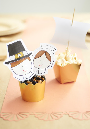Cups filled with candy and popcorn become ships when adorned with my Pilgrims artwork and Mayflower template. Get the clip art here: http://www.marthastewart.com/951490/darcy-millers-thanksgiving-ideas.