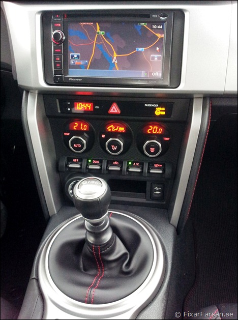 Mittkonsol-Växelspak-Pioneer-F840-Navigator-Standard-2013-Subaru-BRZ