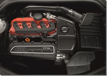 Audi TT RS Coupe - motor - alta