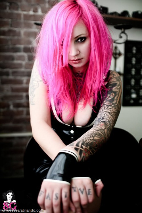 suicide girls linda sensuais punks sexys gatas desbaratinando (41)