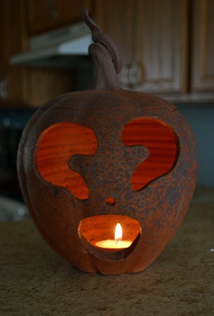 [pumpkin%2520candle%255B3%255D.jpg]