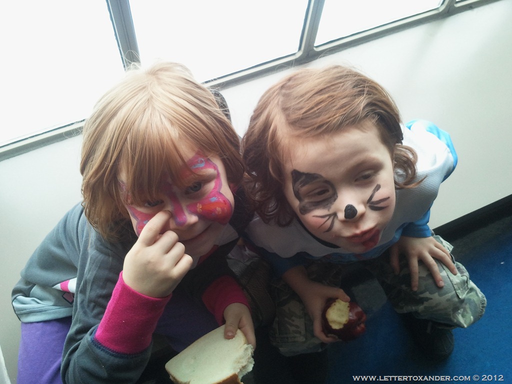 [CameraZOOM-20111231140117946%255B10%255D.jpg]