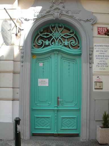 This is such an exciting color for a door. (Prague)