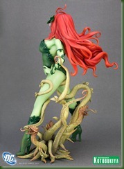 dc-comics-poison-ivy-bishoujo-statue-06