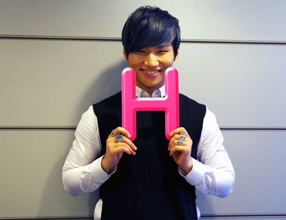 Dae Sung - HMV - 26jul2013 - 01.jpg