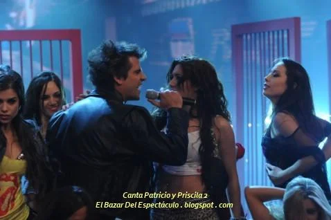 Canta Patricio y Priscila 2.JPG