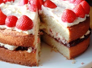 [victoria-sponge-0043.jpg]