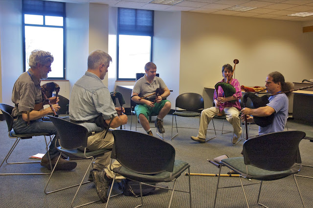 Tom\'s Renaissance pipes class