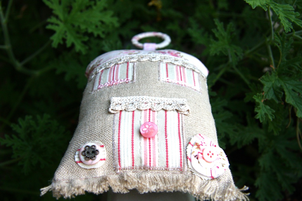 [CANDY-8%255B4%255D.jpg]