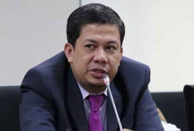[fahri%2520hamzah%255B3%255D.jpg]