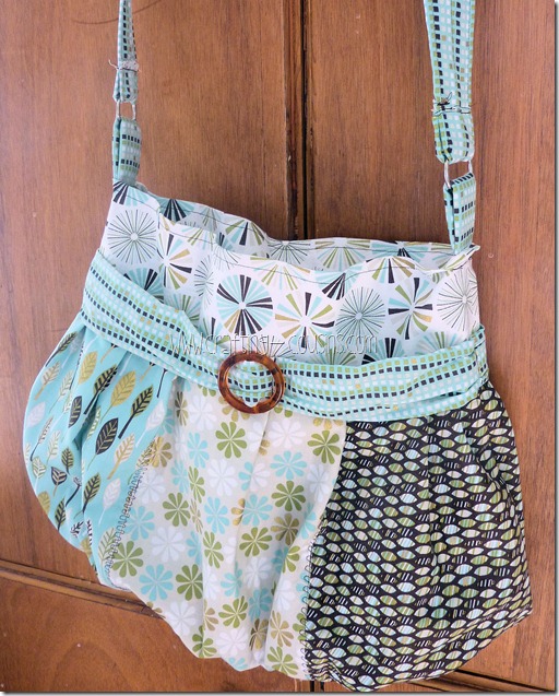 Crafty Cousins' Flouncy Bag Tutorial .5 Crafty Cousins' Flouncy Bag Tutorial .5