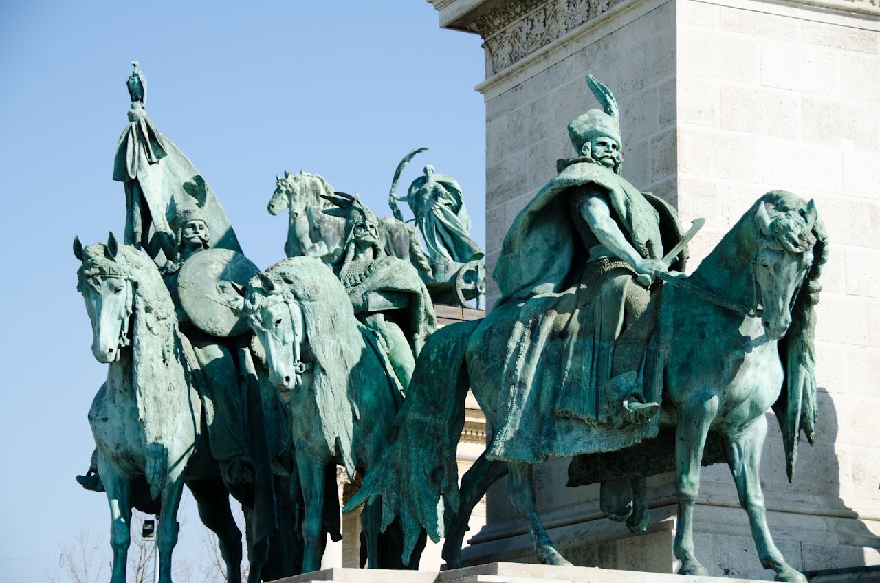 Magyars at Heroes Square