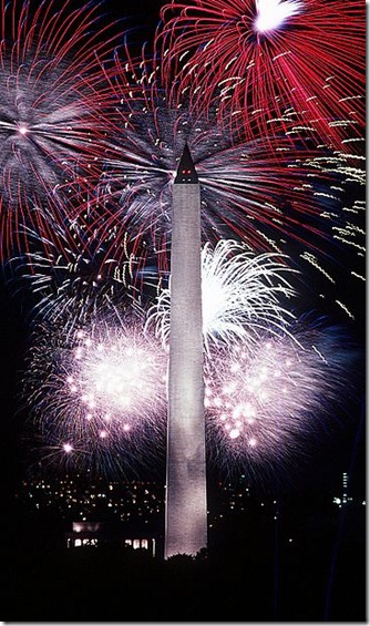 362px-Fourth_of_July_fireworks_behind_the_Washington_Monument,_1986