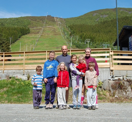 [Familietur%2520til%2520Eitrefjell%2520099.jpg]