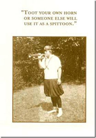 sm-toot-horn-161617 sm-toot-horn-161617