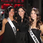 Our princesses show their support to their pageant director Lisa Harrigan at her fundraiser by being the hostesses/emcees for the night miss2008_dec_08-_fec09_224.jpg