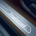 2012 Audi A8 Hybrid 014.jpg