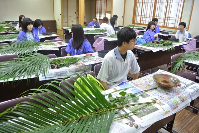 [gG%2520640%255B2%255D.jpg]