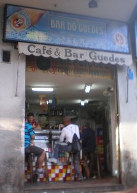 [Caf%25C3%25A9%2520e%2520Bar%2520Guedes%255B3%255D.jpg]