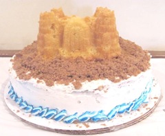 Beckys shower sand castle bridal shower cake2
