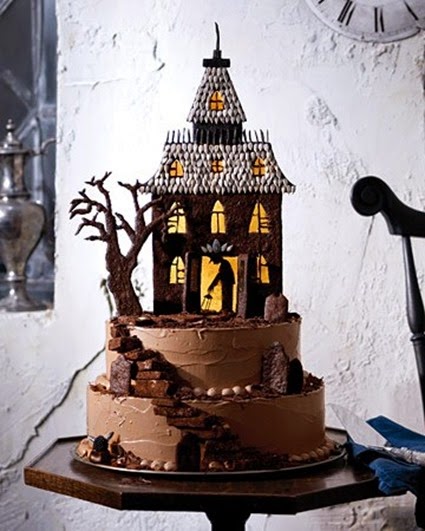 haunted-house-halloween-cake