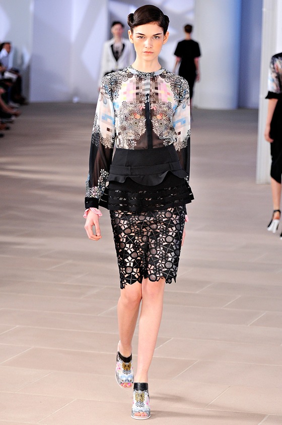 [preen-rtw-ss2012-runway-029_193953126675%255B3%255D.jpg]