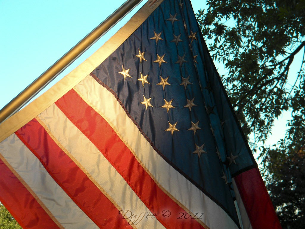 [Old%2520Glory%2520at%2520Sunrise%255B5%255D.jpg]