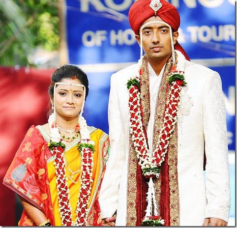 cricket_player_ankit_chavan_marriage_pic