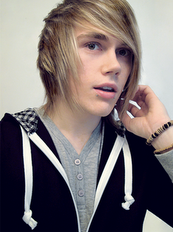 [emo-boy-hairstyle%255B6%255D.png]