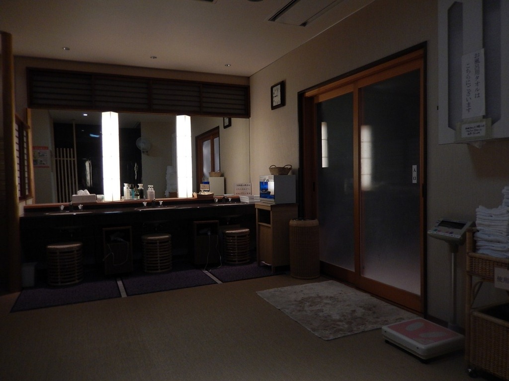 [__0811.jpg]