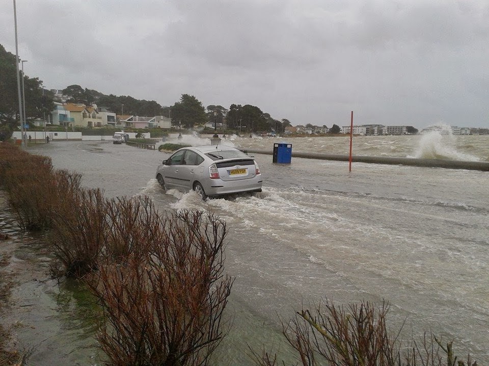 [surge%25205%255B5%255D.jpg]