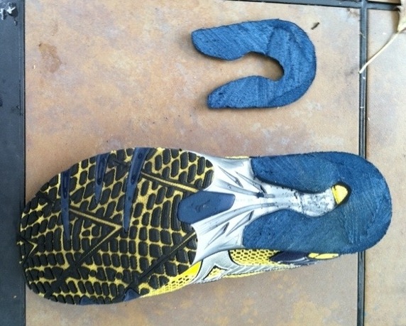 [Mizuno-Ronin-2-heel-off4.jpg]
