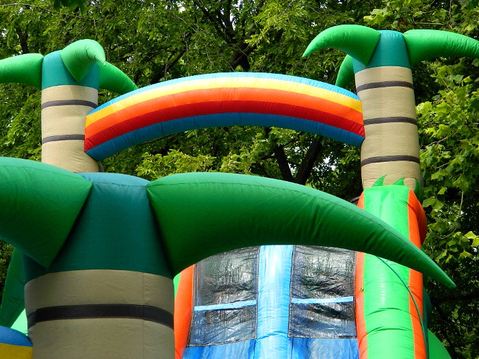[chicago_block_party_inflatable%255B4%255D.jpg]