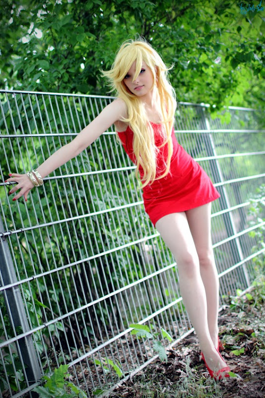 don_t_slip_it_by_jackvanjohn-d5a0kp1