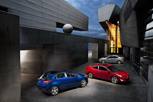 2013-Hyundai-Elantra-Coupe-07.jpg