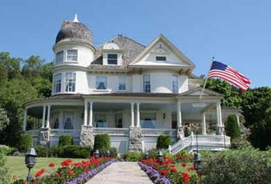 queen-anne-style-house queen-anne-style-house