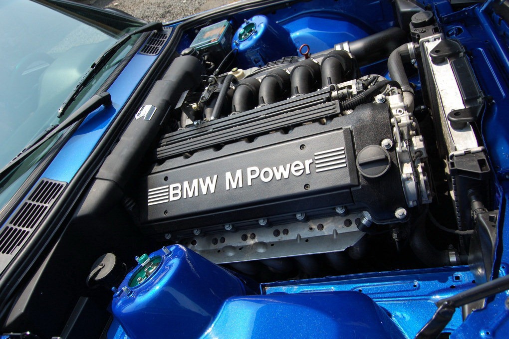 [BMW-M3-E30-Touring-113%255B2%255D.jpg]