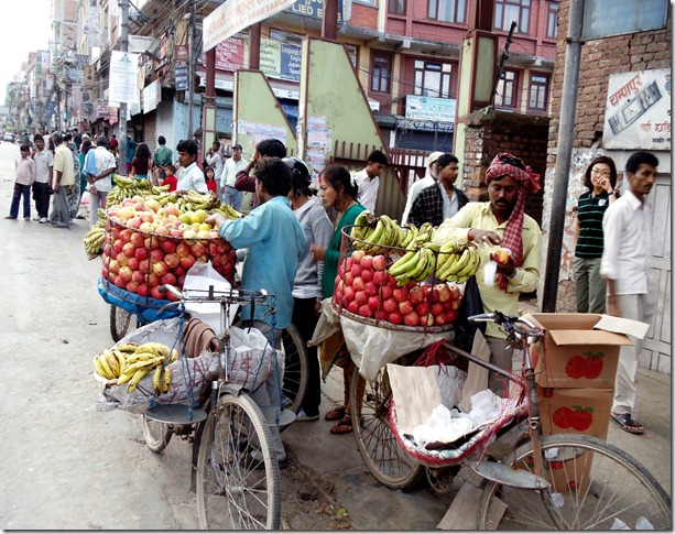 Vendedores de frutasDSC02124-Nepal