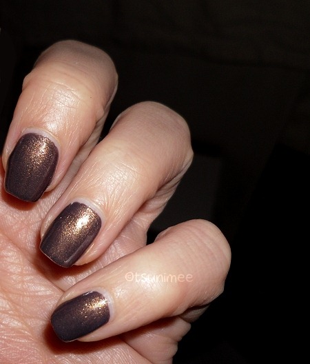 [008-loreal-paris-color-riche-mysterious-icon-mini-nail-polishes-review-swatches-%255B4%255D.jpg]