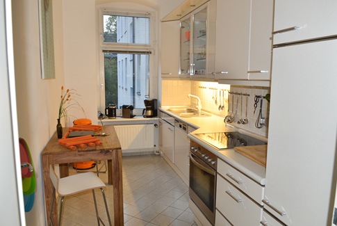 Thurs apartment kitchen