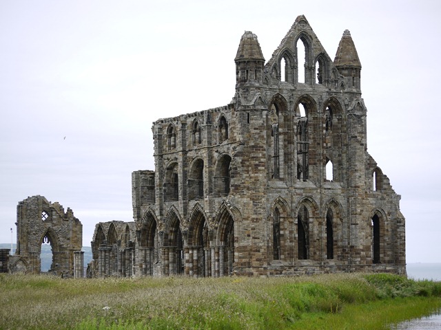 [MH%2520Day%2520in%2520Whitby%2520024%255B3%255D.jpg]