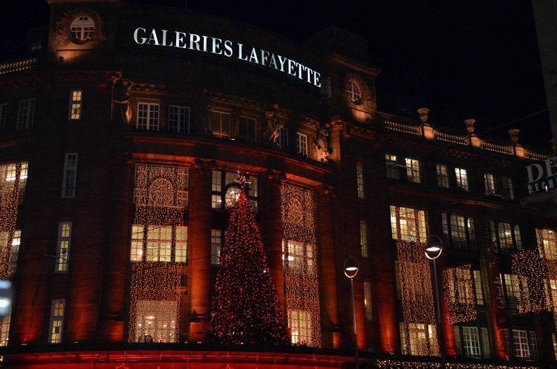 [France%2520outing36%2520lights%255B3%255D.jpg]